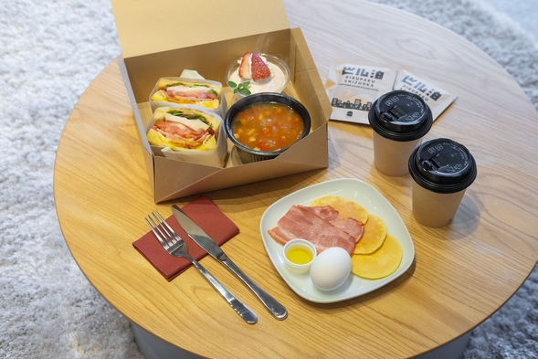 【BLUE BOOKS cafe】朝食付きプラン　